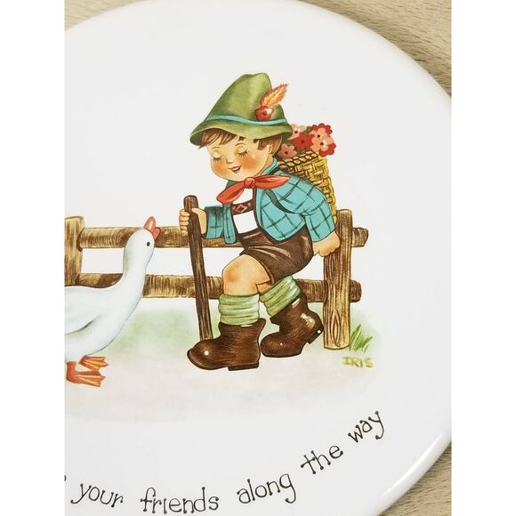 HYALYN USA Trivet Hot Plate 6" Ceramic Round Little Boy & Girl Wall Decor Vtg - Picture 6 of 12